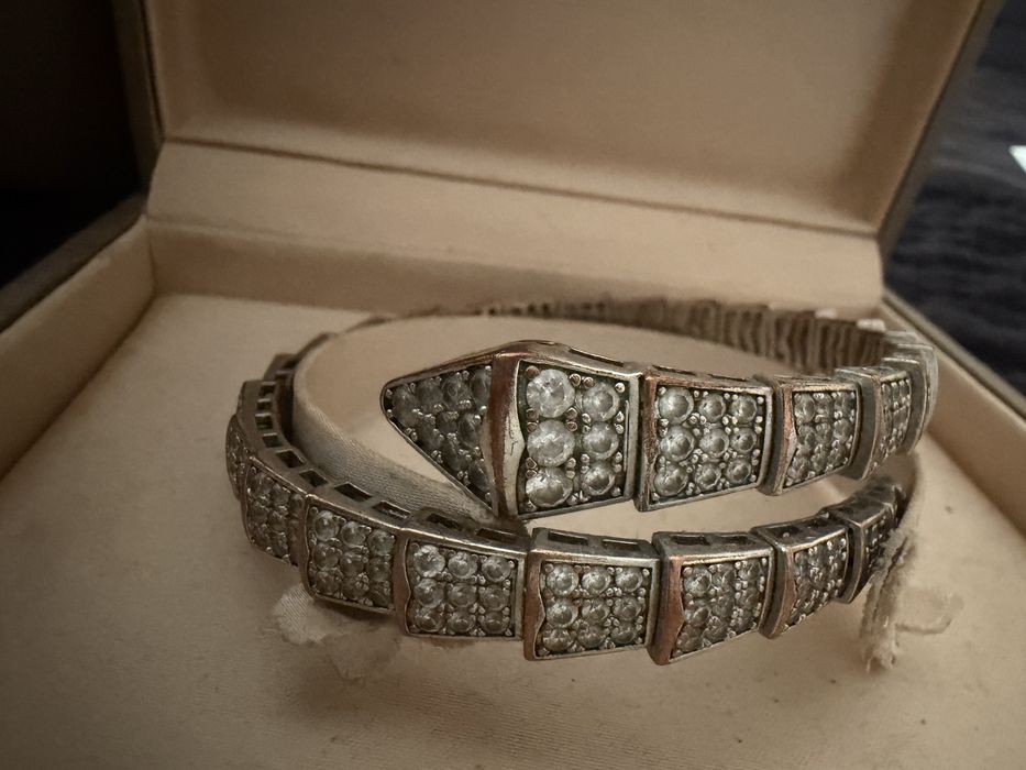 Дамска гривна bvlgari
