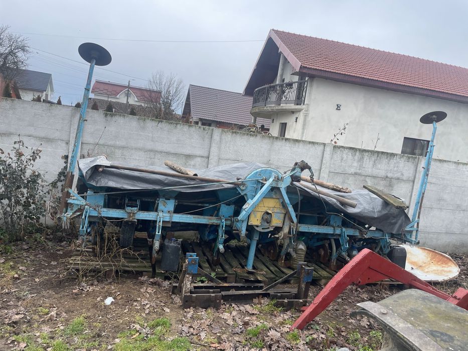 Semanatoare cu 6 randuri SPC 2005