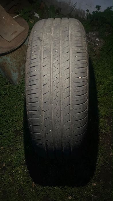 Продам шины 225/55/19 гудиер