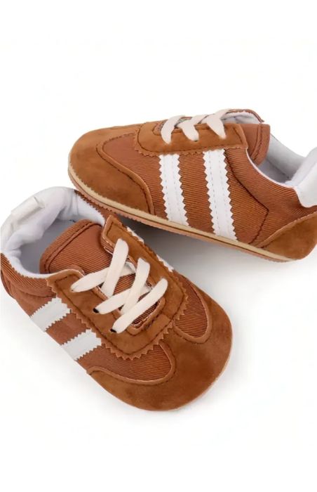 Кроссовки-пинетки для малышей