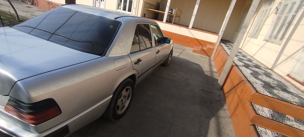 Mercedes w124 E230