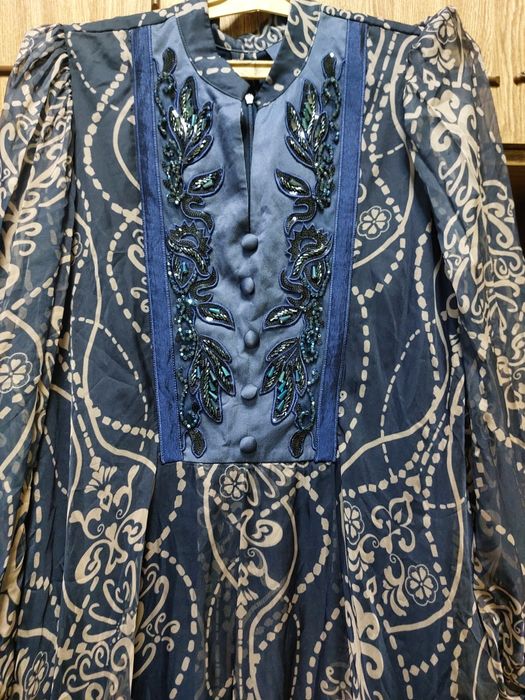 продам красивое платье