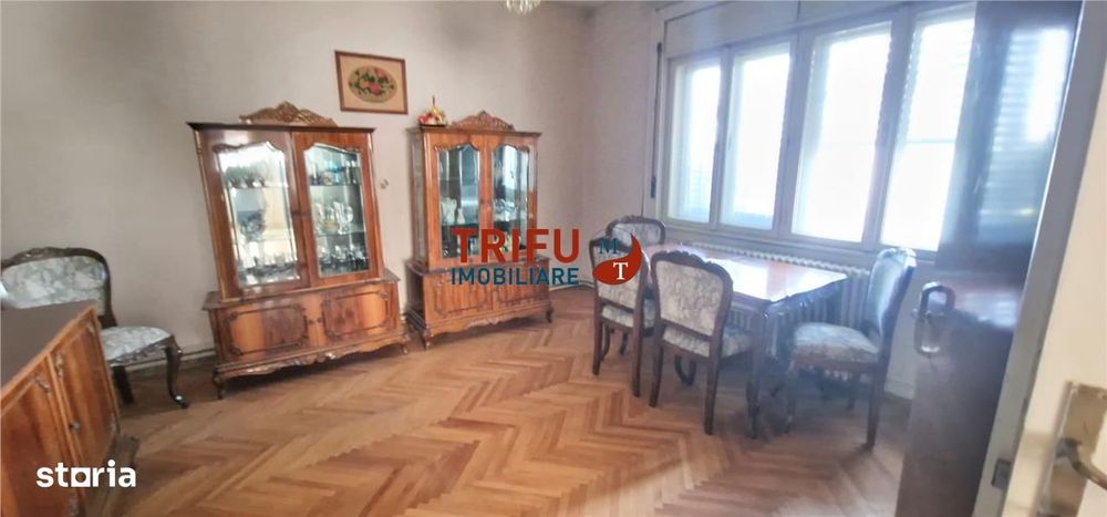 Casă individuală cu curte verde, pe cea mai frumoasă stradă din Centru