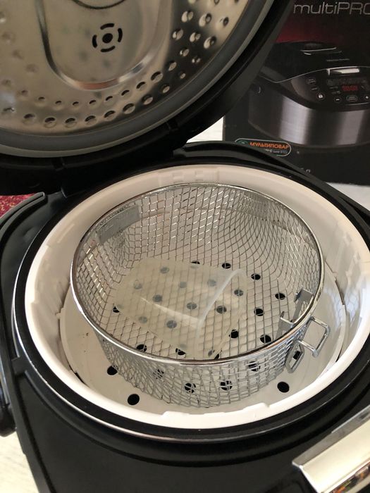 Мультиварка Redmond RMC-M170