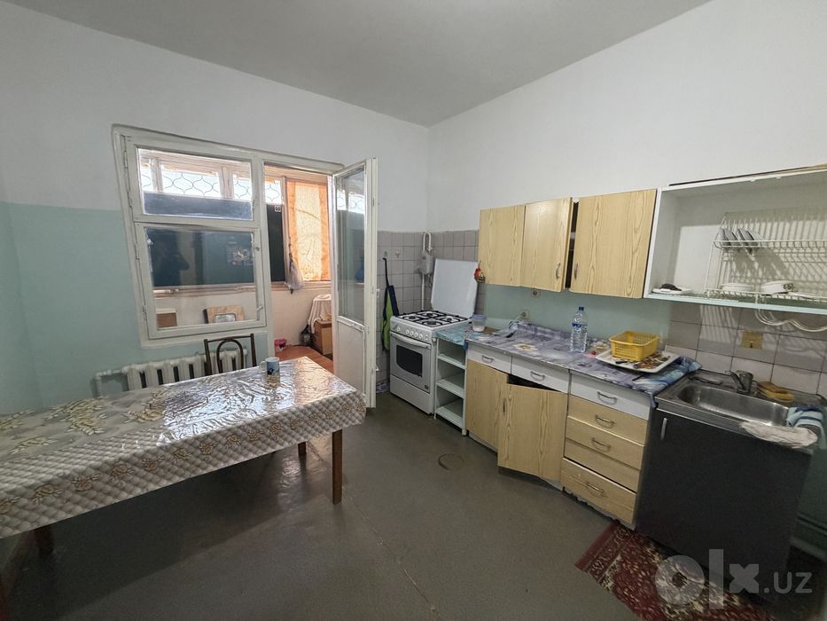 Срочно продам квартиру сергели 8а 4/9/9