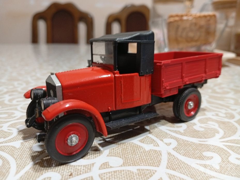 Продам модель автомобиля АМО-Ф15