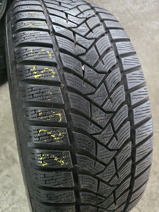 1 Брой Гума 225/55/17 Dunlop 6,8mm 22dot