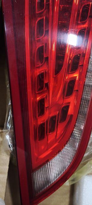 Ауди Q5. ляв стоп