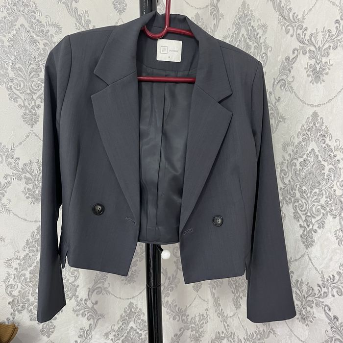 Пиджак укороченный