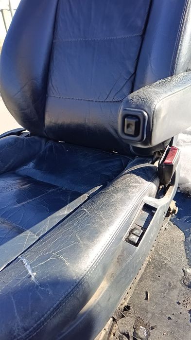 Кожанные седения с подогревом е34