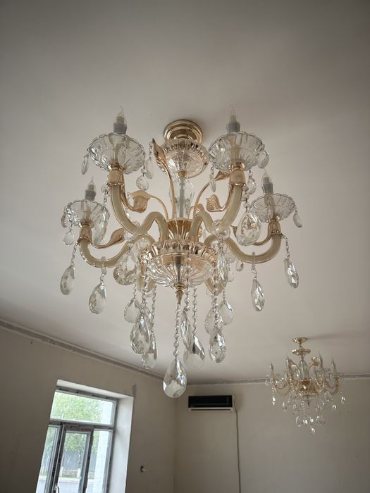 Люстра большой 4 шт