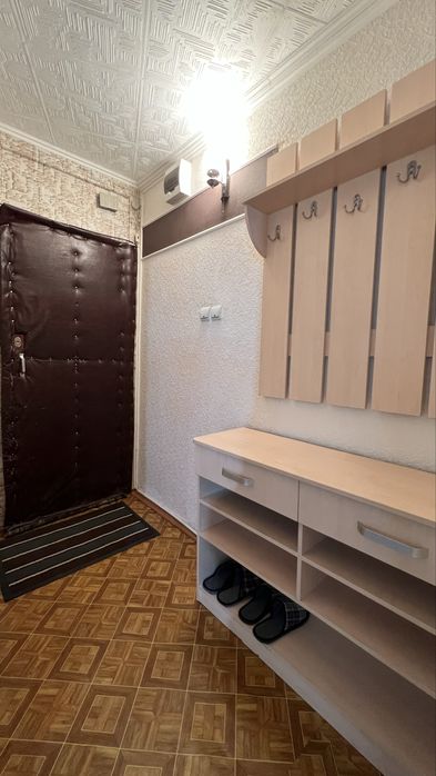 продается 2-х квартира