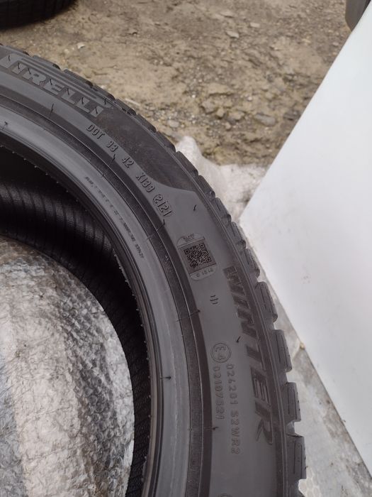 Pirelli SZ3 RFT 2бр.255/40/18 дот2121