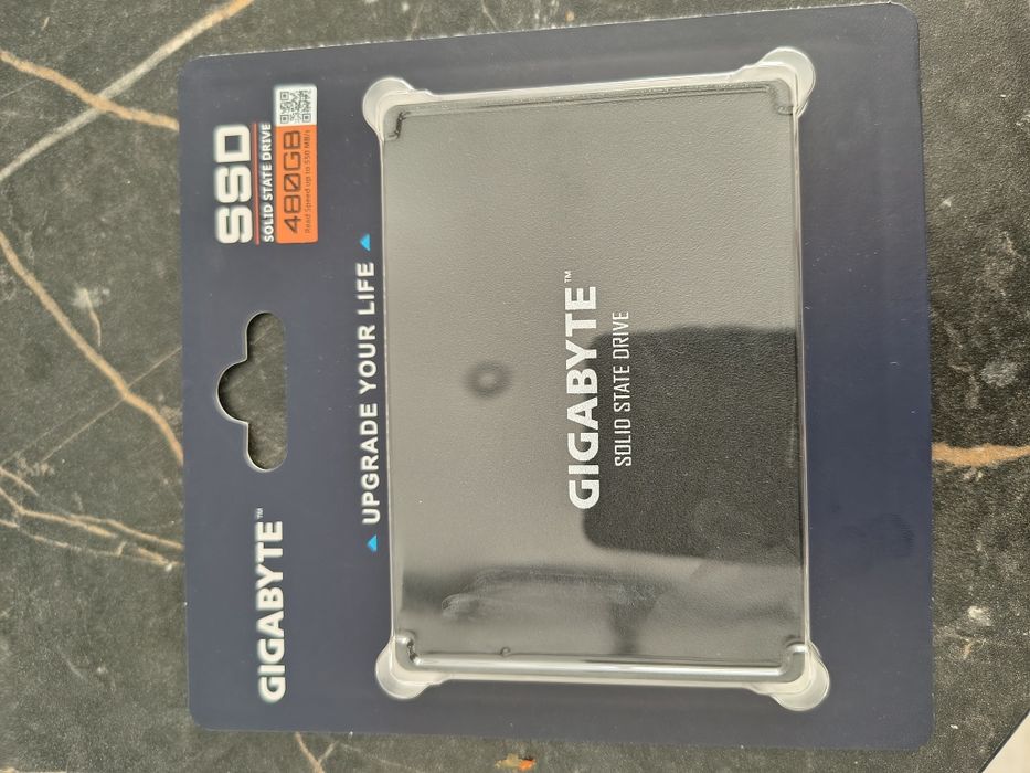 Продам ssd gigabyte 480gb