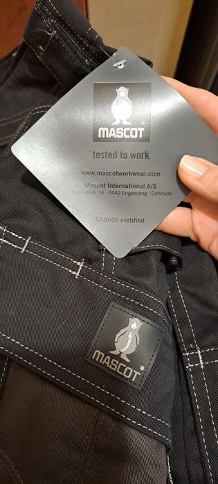 Pantaloni de munca Mascot