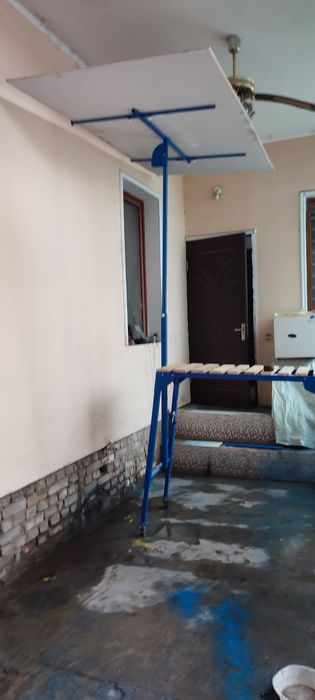 Гипскартоный падёмник.