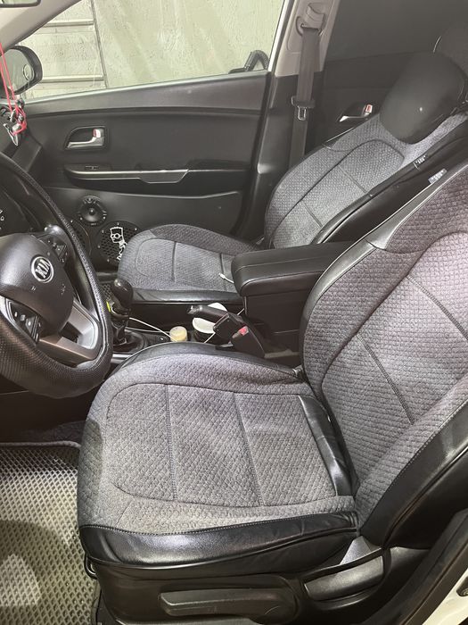 Продам чехол на сиденье, в хорошем сосотяний