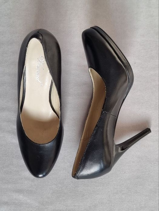 Женская обувь, классические туфли. Размер 36, 39