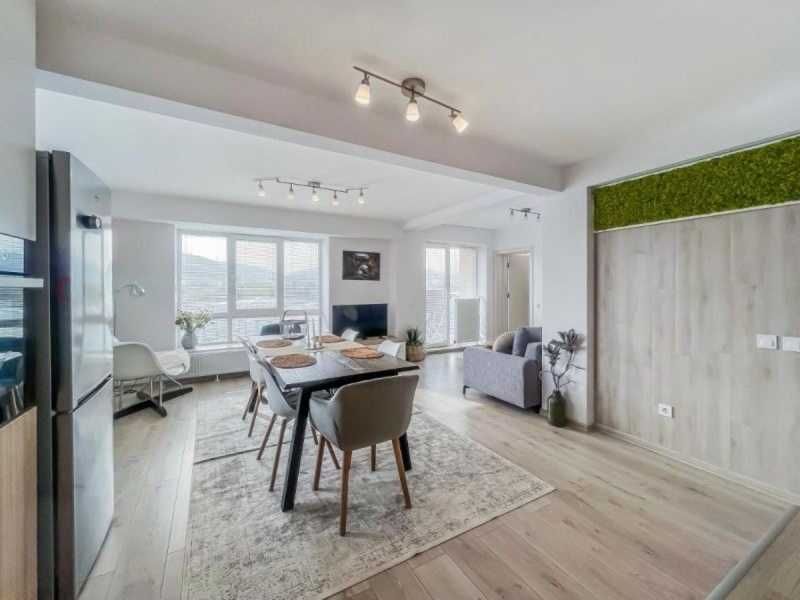 Дава се под наем Тристаен апартамент в София, Витоша - 100 кв.м за 376.89 € - Снимка #1