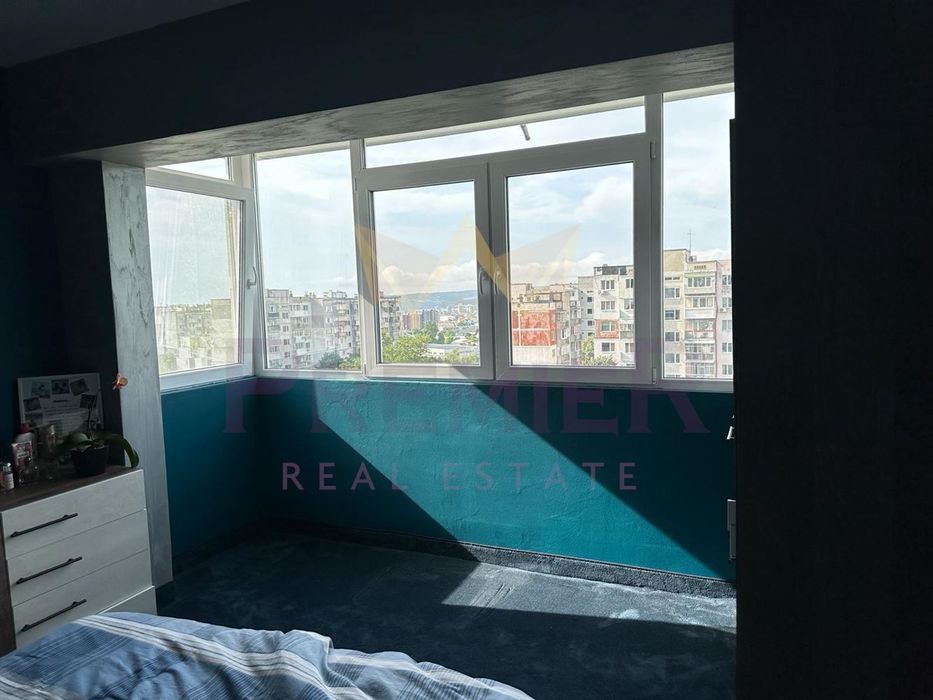 Продава се Тристаен апартамент в Варна, Възраждане 3 - 73 кв.м за 2055 €/кв.м - Снимка #6