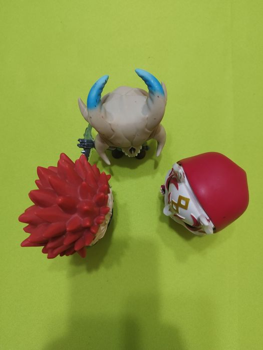 Продавам фигурки на Фънки Pop