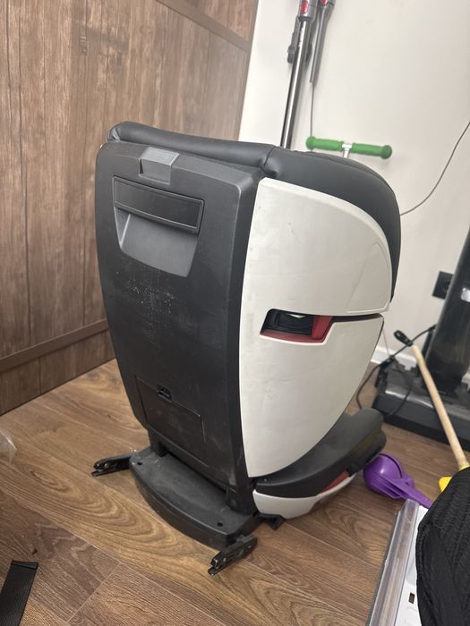 Продам автокресло