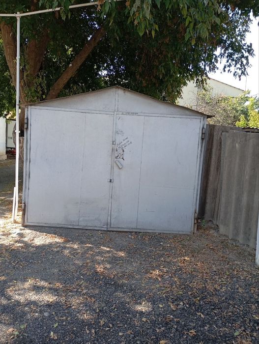 Гараж сотилади срочний