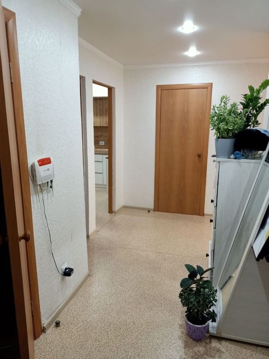 Продам 2 ком. квартиру есть торг