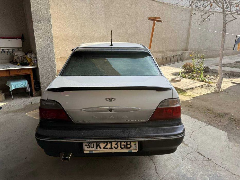 Срочно продается первая нексия в хорошем состоянии...