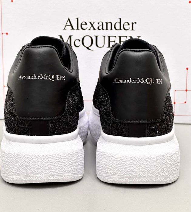 Tenisi negri alexander mcqueen cu sclipici 37