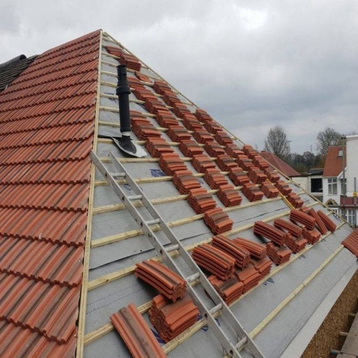 Acoperisuri reparati montaj profesional