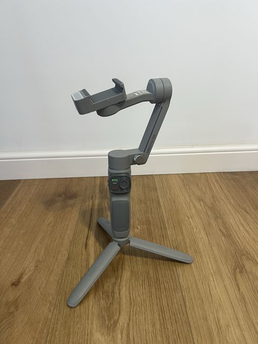 Stabilizator telefon zhiyun