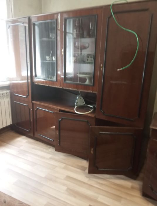 Стенка антиквариат