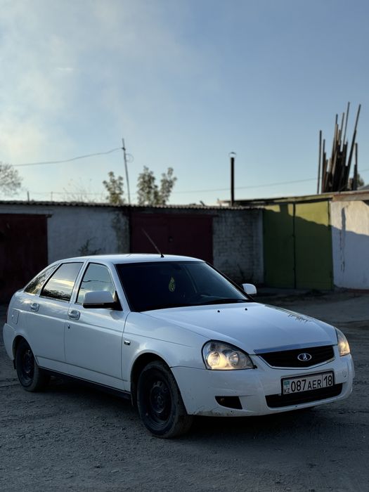 Продам приору 2012 года люкс плюс