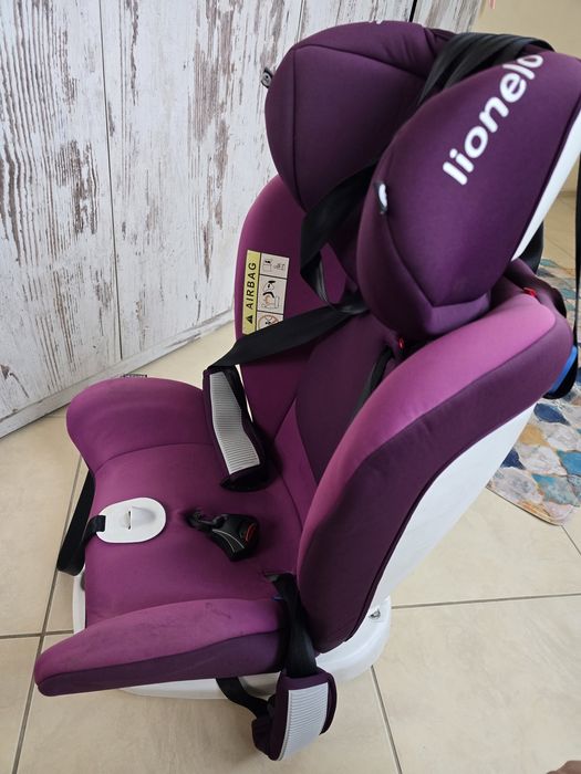Vând scaun auto pt copii Lionelo