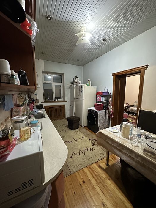 котедж 3/1/2 этажность дома 2 ,1 этаж продается срочно!