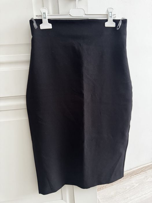 Класические брюки и юбки