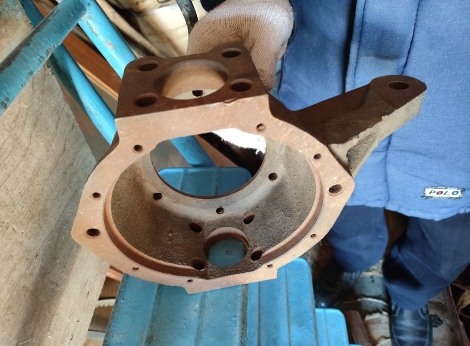 Запчасти УАЗ зил 130