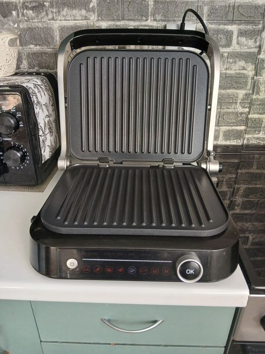 Продам грильницу