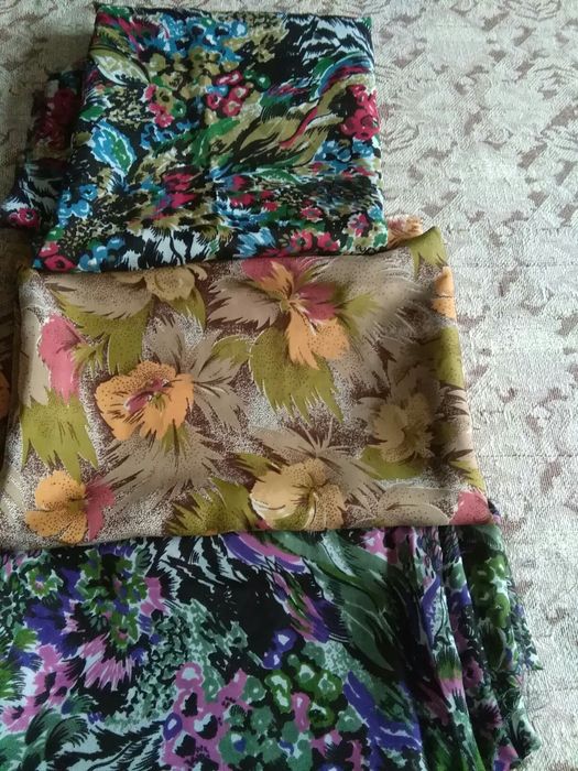 Material rochii matase