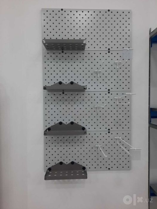 Teshilgan panel, перфопанель, do'konda ilgaklar uchun teshilgan panel