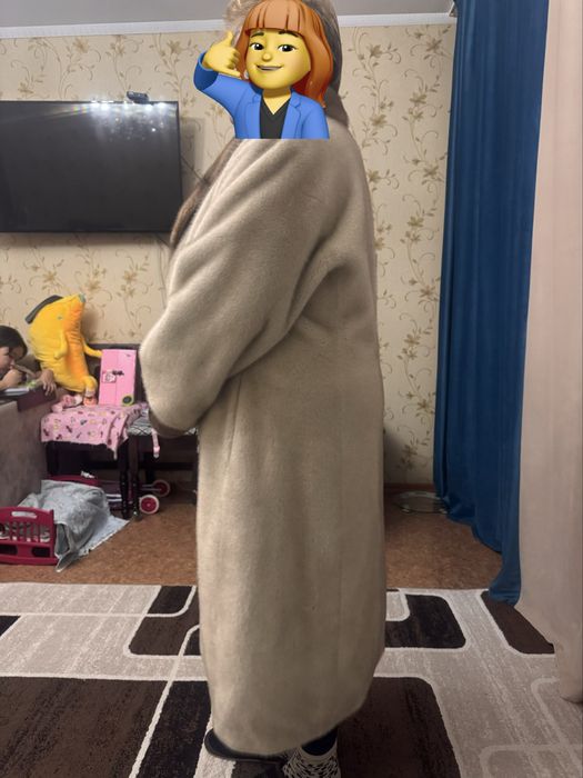 Продается женское пальто из альпаки