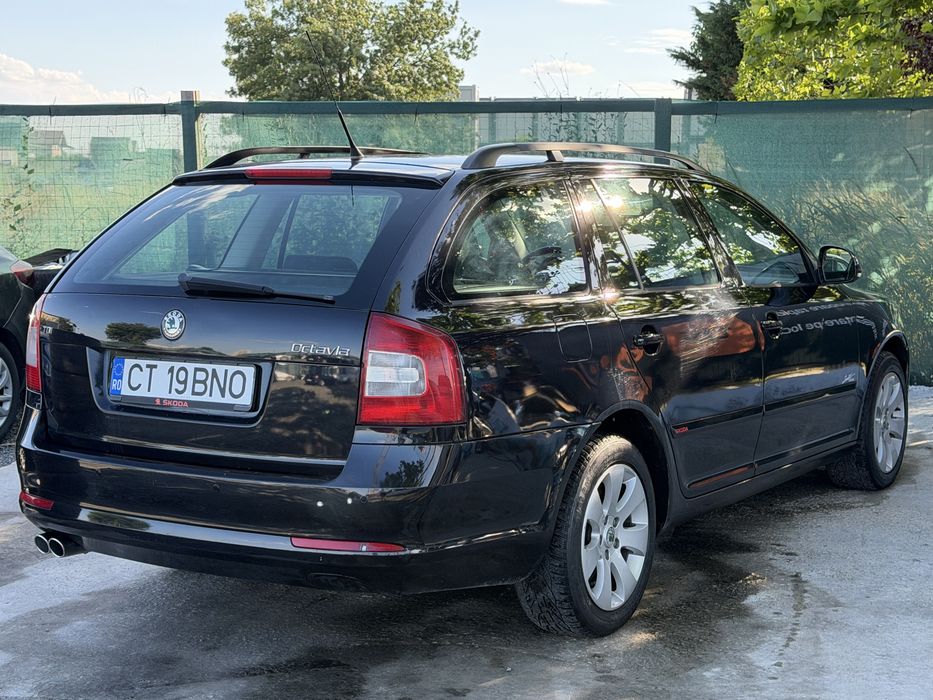 SKODA Octavia 2009 — imagine 3