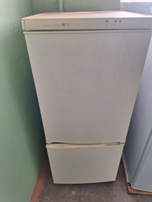 Продам Холодильники