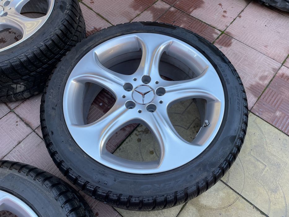 Jante R18 Mercedes W205 cu anvelope iarna Pirelli Sottozero 225/45/18
