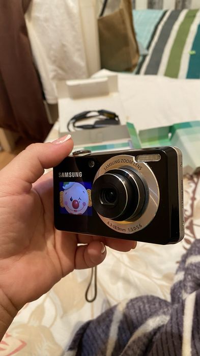Фотоаппарат Samsung PL 100 ZBP