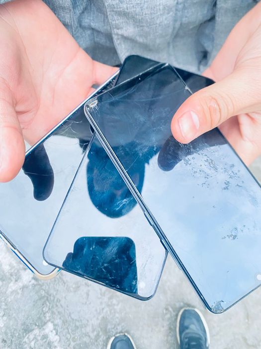 Телефон сатылады