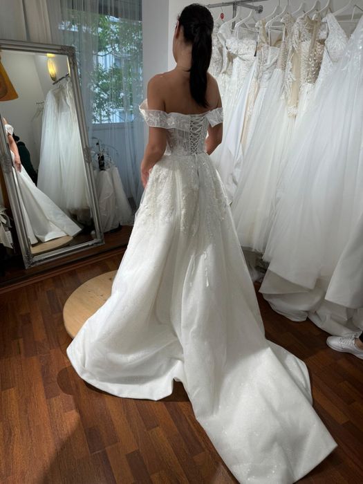 Rochie mireasa marime XS