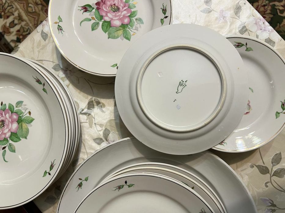 Сервиз столовый "Роза, шиповник", 22 предмета,фарфор, золочение,ФЗ Дул