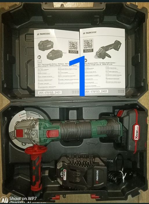 Parkside flex D4 F4 polidisc polizor pe baterie 20V 4A 8A incarcator